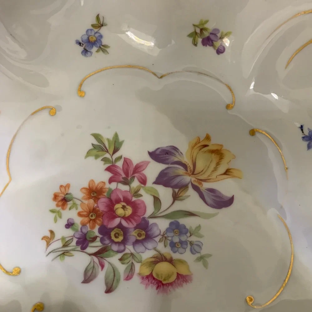 Rate find! JLMENAU porcelain bowl. - Picture 2 of 7